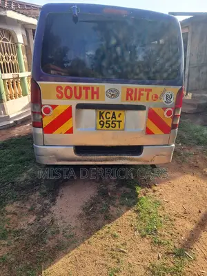 Toyota HiAce 2008 Silver