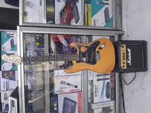 Marshall Combo 8inch With a Lead Guitar Fender