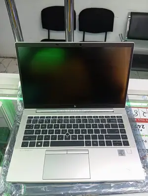 Laptop HP EliteBook 840 G7 12GB Intel Core I5 SSD 512GB