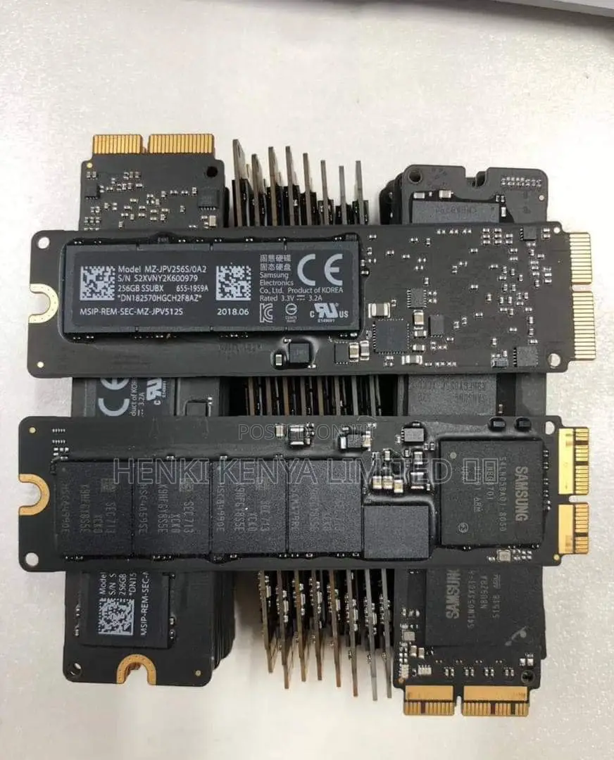 Macbook 256gb SSDS Available