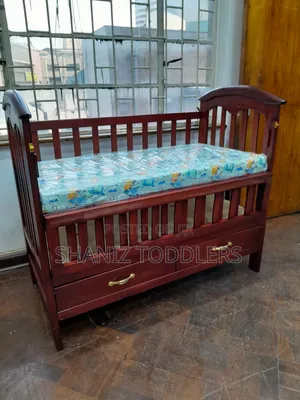 Baby Cot / Baby Cribs/ Baby Cot