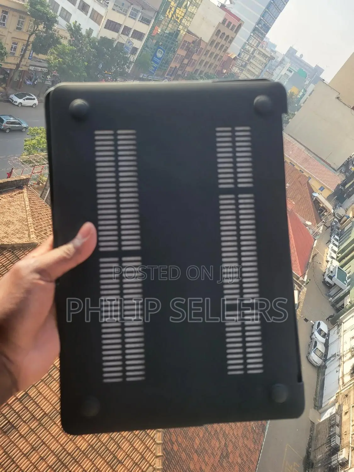 Macbook Case With Elegant Black Colour.