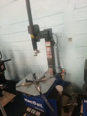 Electric Tyre Changing Machine