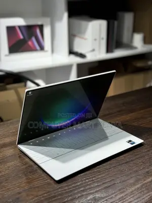 New Laptop Dell XPS 13 9320 16GB Intel Core I7 SSD 512GB