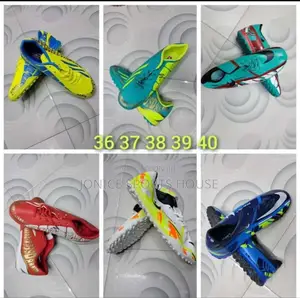 Kids Training Boots