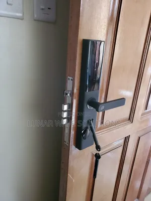Smart Lock With 5 Unlock Methods For Commercial Security 78