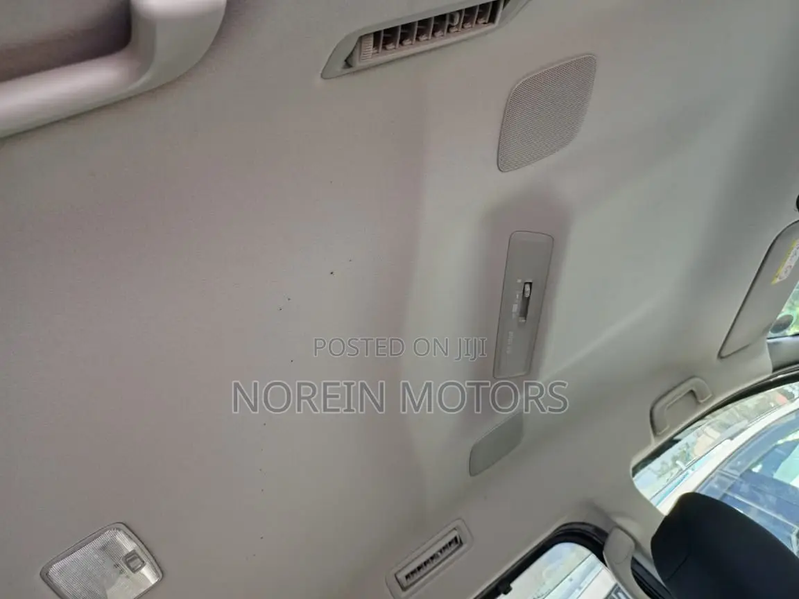 Toyota Voxy 2017 Black