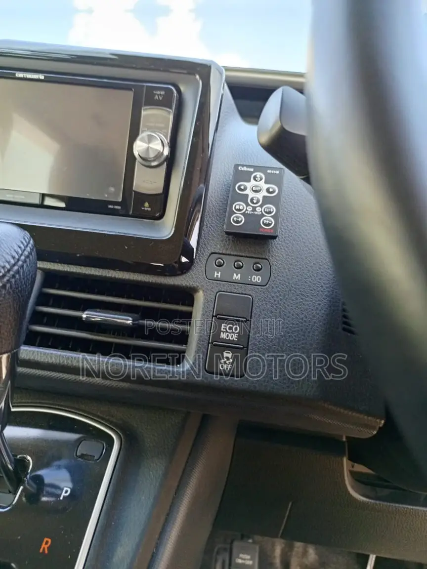 Toyota Voxy 2017 Black
