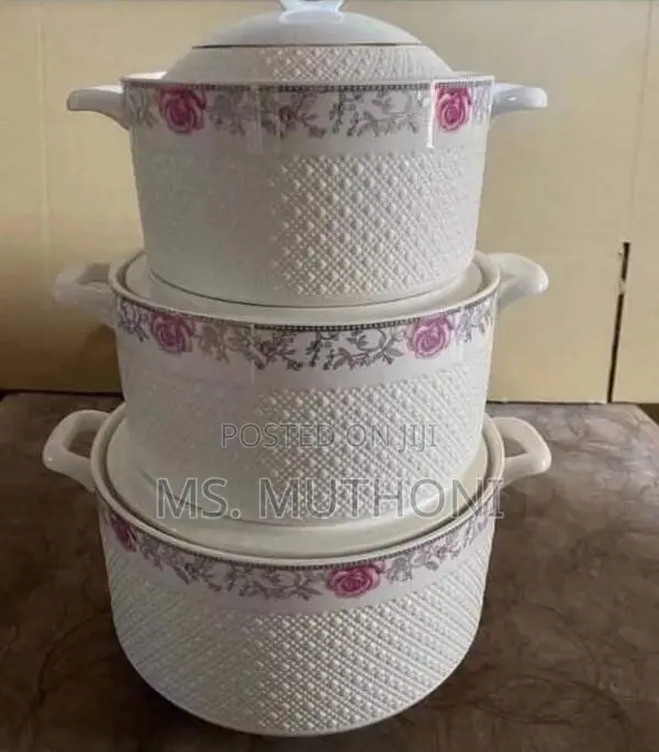 *3pcs Classic Ceramic Serving Bowls Set With Lids