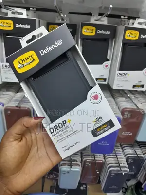 Otterbox Pixel 7 Pro Defender Series Case - BLACK, Rugged 