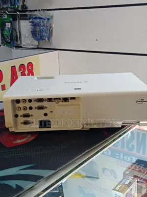 Sony VPL-Ex 276 Projector