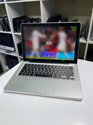 Laptop Apple MacBook 8GB Intel Core I5 HDD 500GB