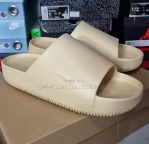 Nike Men Calm Slides