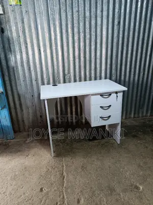 Manicure Table, White 