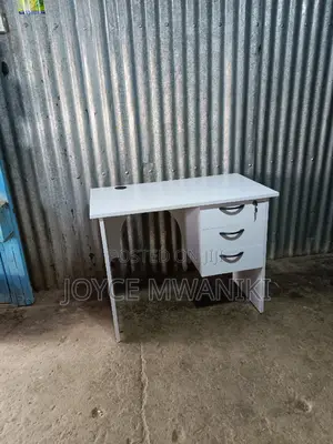 Manicure Table, White 
