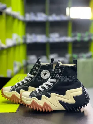 Converse Star Run Motion