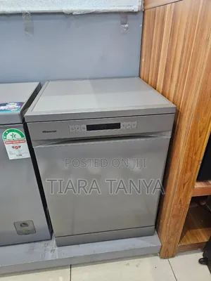 Hisense 13 Place HS622E90G Dish Washer