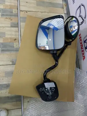 Toyota Hiace 7l/9l Left Side Mirror With Handle