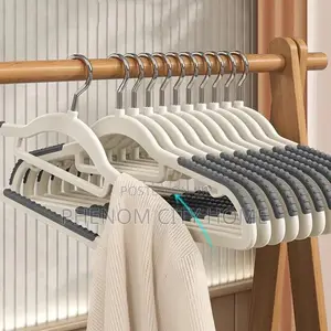 10pcs Household Hangers