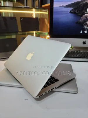 Laptop Apple MacBook Pro 2015 8GB Intel Core I5 SSD 256GB
