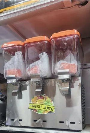Fresh Juice Dispenser With Cooling System