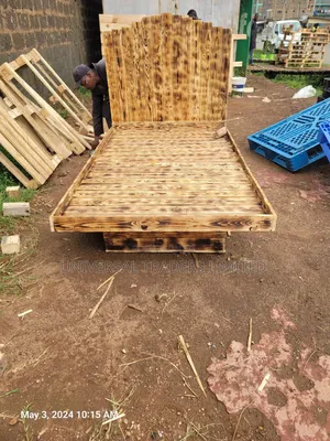 Floating Pallet Bed - Size 4x6