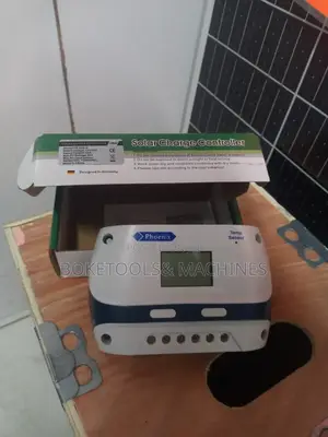 Phoenix 20amps Charge Controller