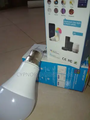 RGB Smart Bulb,Tuya App Controlled