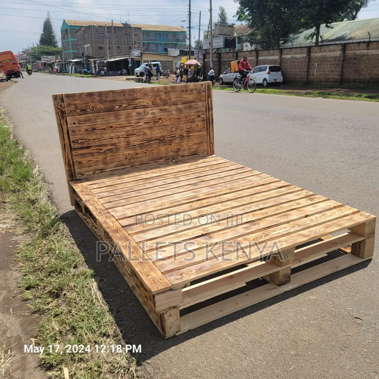 Pallet Bed- 5*6 Detachable and Blazed Pallet Bed. LO013.