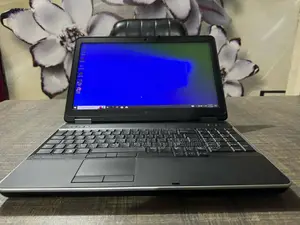 Laptop Dell Precision M2800 8GB Intel Core I7 SSD 256GB