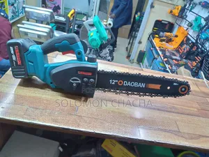 Cordless Chainsaw 40V 12" 10ah Powerful