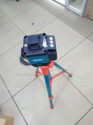 Makita Laser Level 12lines 30m Range Without Tripod