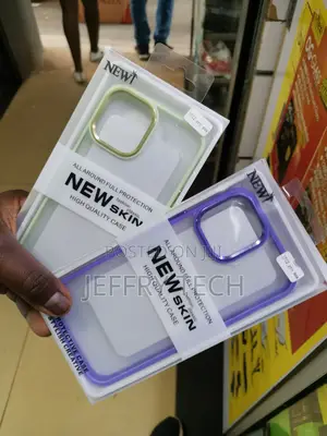 Anti-Scratch Case on the Matte New Skin iPhone 12 Pro Max