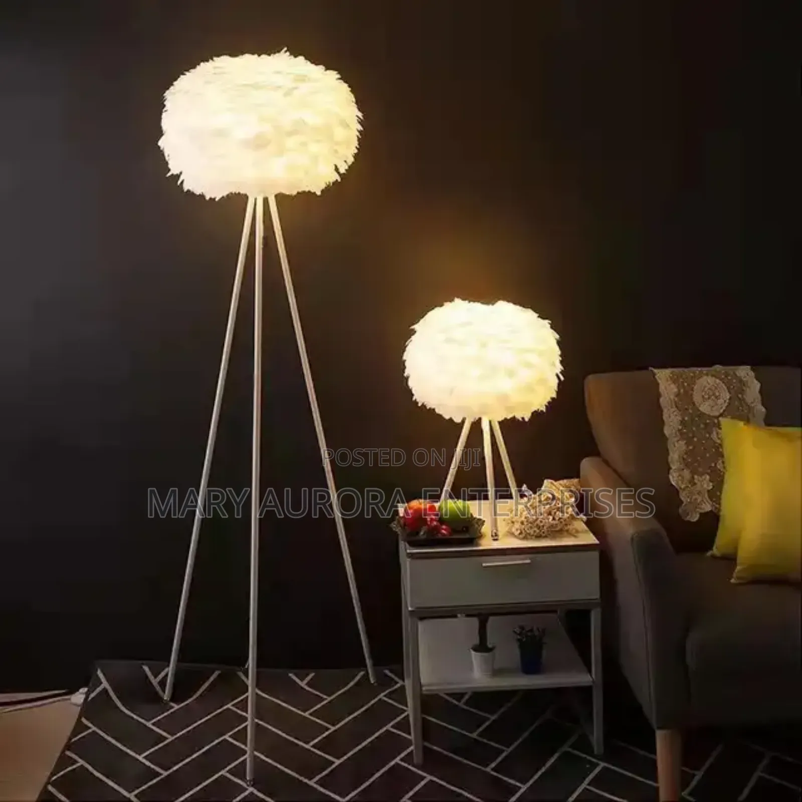 Decorating Light/Tripod Desk Light