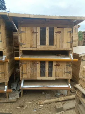 Rabbit House With Urine Harvester