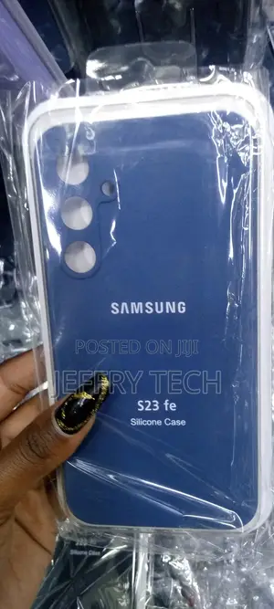 Blue Silicone Cover – Samsung Galaxy S23 FE
