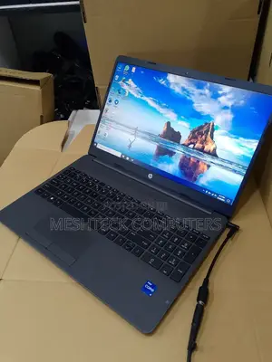 Laptop HP 250 G8 8GB Intel Core I5 SSD 256GB