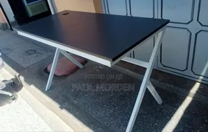 Metallic Stand Office Desk