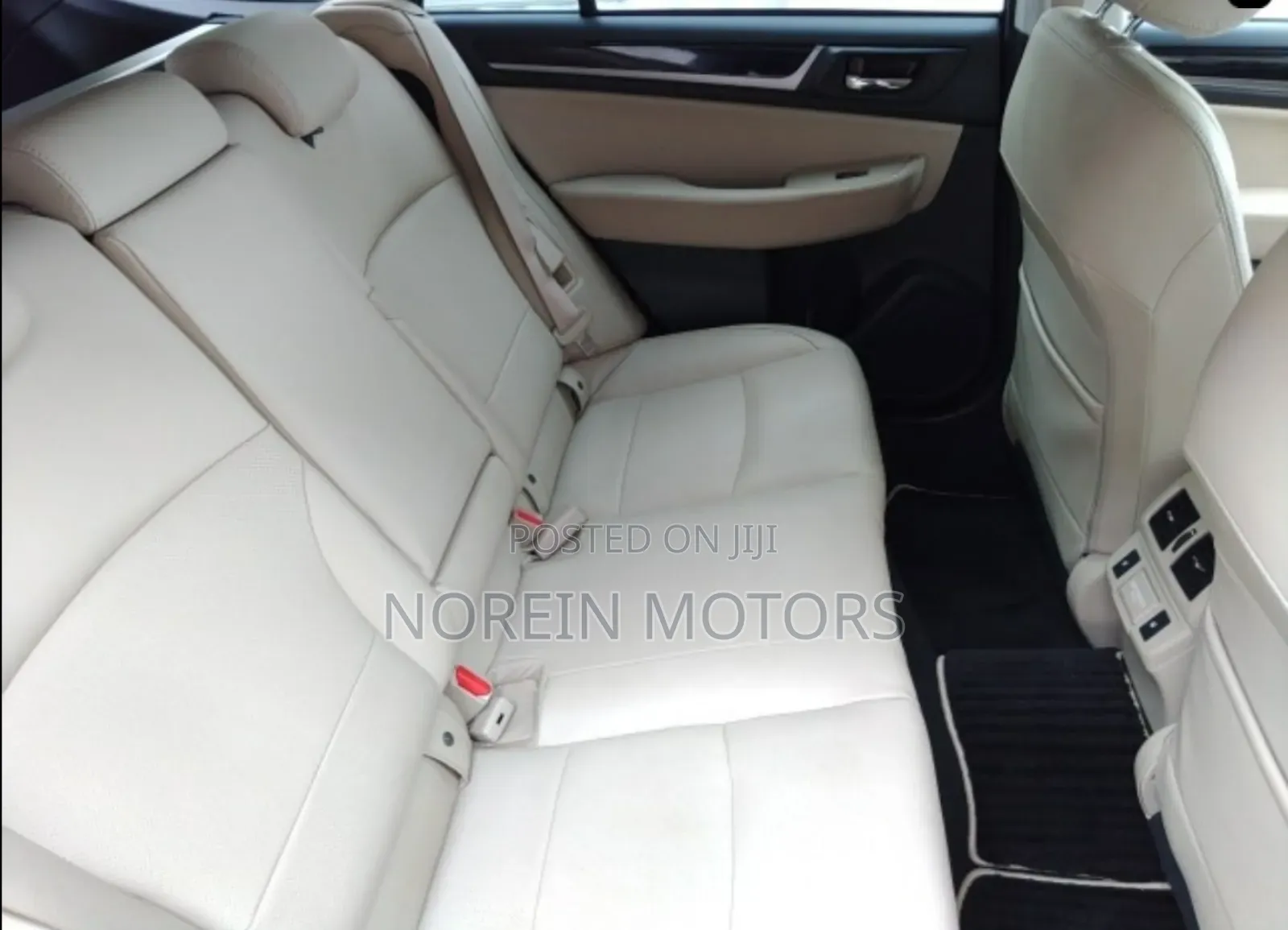 Subaru Outback 2018 Gray