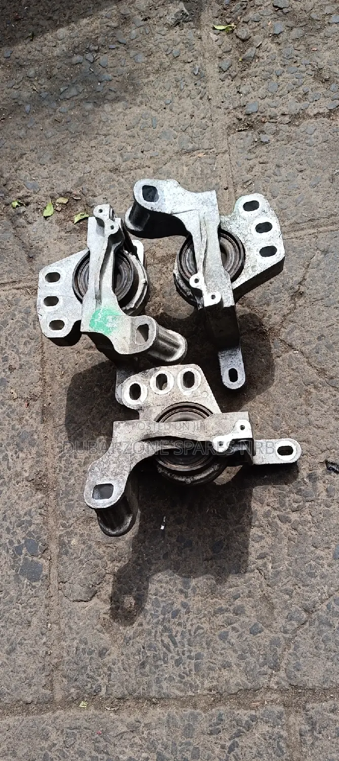 Mazda Demio New Model 2015 Engine Mount