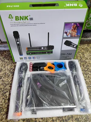 BNK Dual Wireless Microphone , Up to 70 Meter
