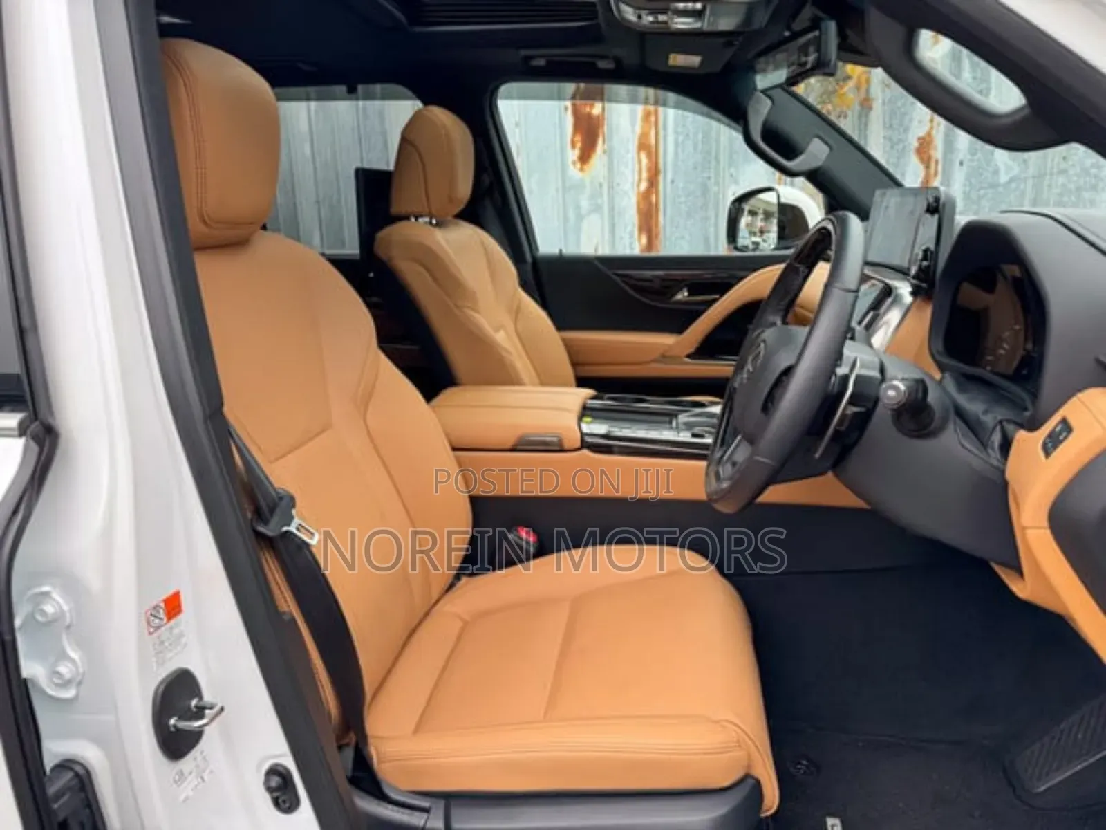 Lexus LX 2024 White