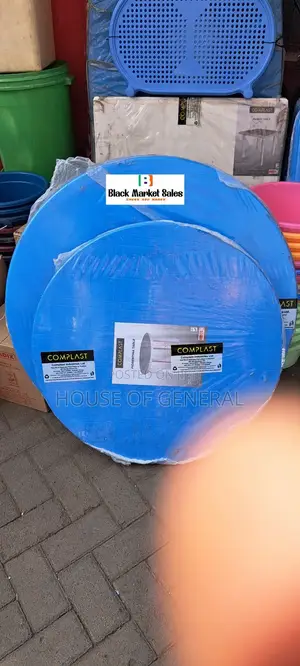Round Plastic Table