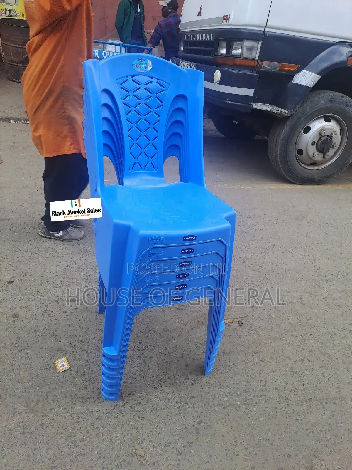 Strong and Comfortable Kenpoly Armless Chair