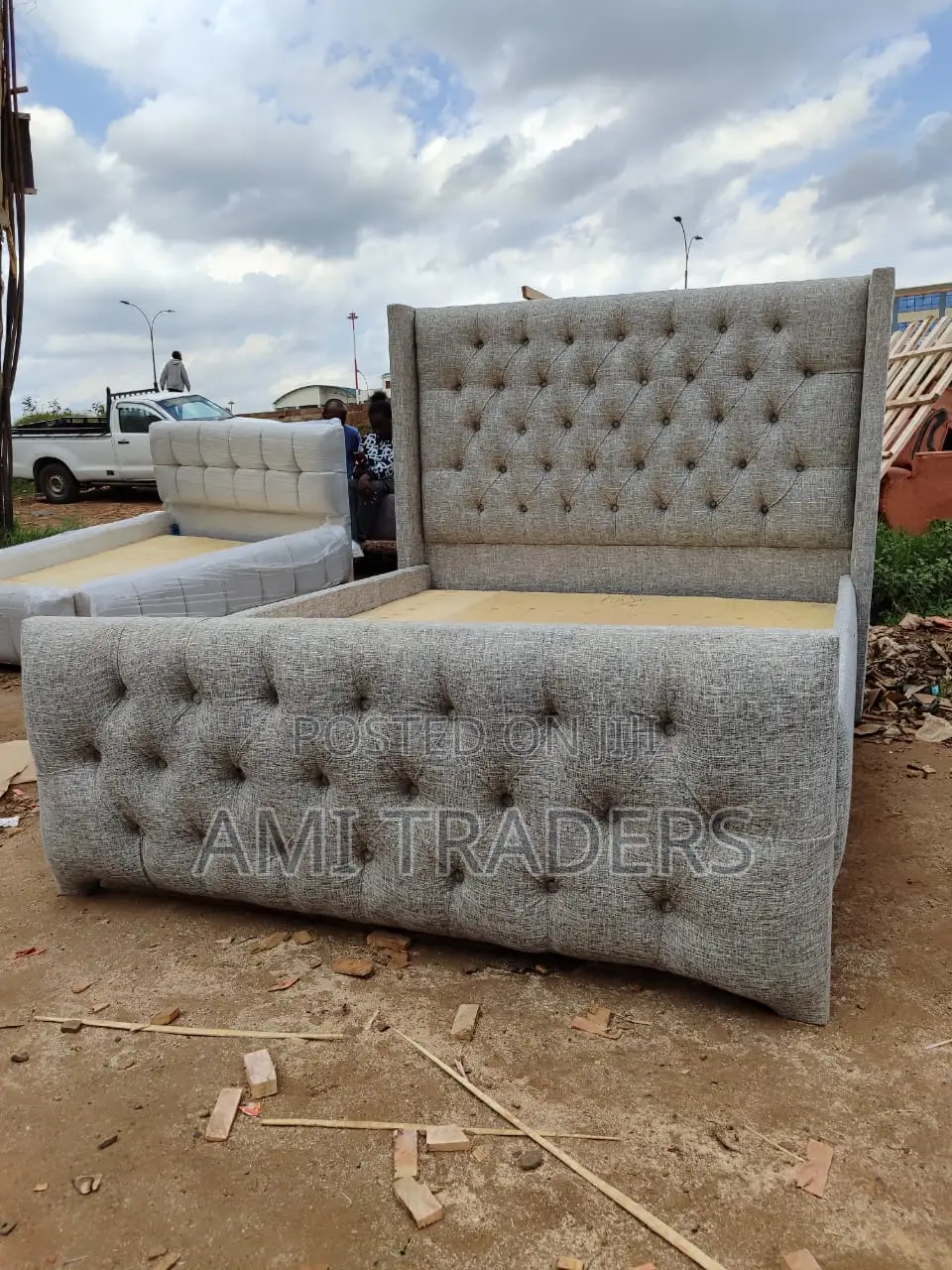 Grey Chester Bed (5*6)