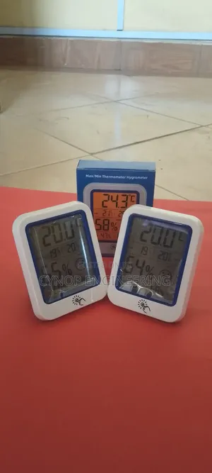 Hospital Hygrometer for Critical Care Environments