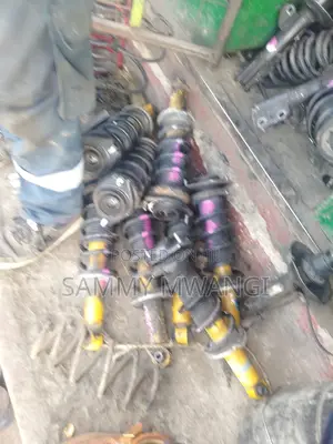 Subaru G4 Rear Blistain Yellow Shock for Ground Clearance Ex