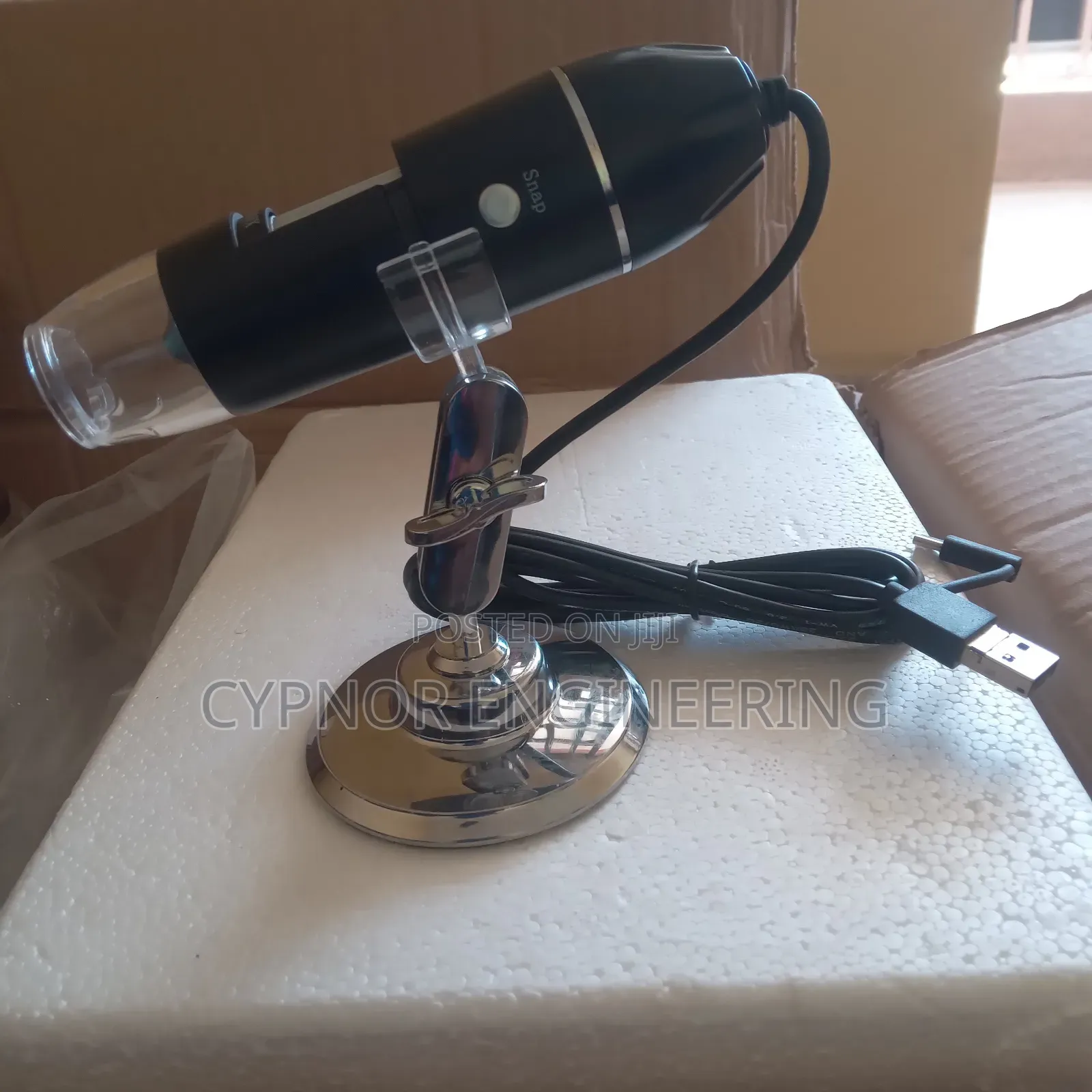 Portable Microscopes for Enthuasist and Schools