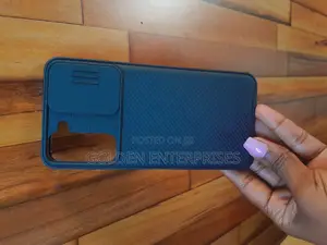 Nilkin Camshield Samsung 21