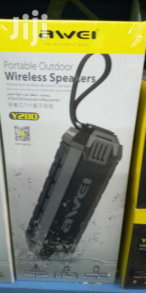 Awei Y280 Hifi Portable Bluetooth Speaker.